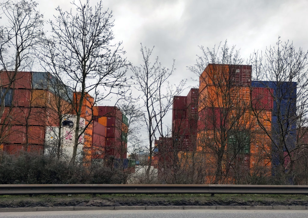 Container mit Elbphilharmonie
